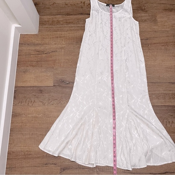 VINTAGE Made in USA Violet Kay White Floral Maxi Dress slip dress Size Medium - Picture 9 of 11